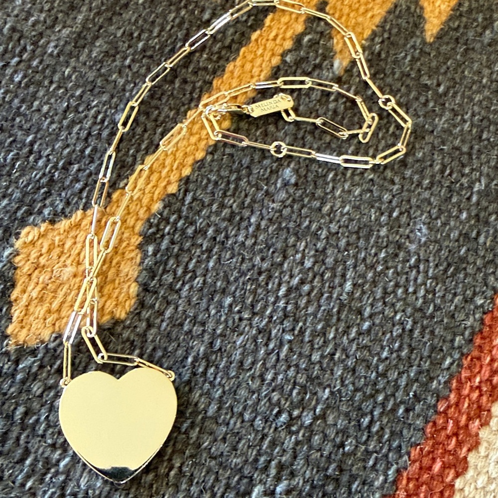Gold tone heart necklace with purple stone - Picture 4 of 4
